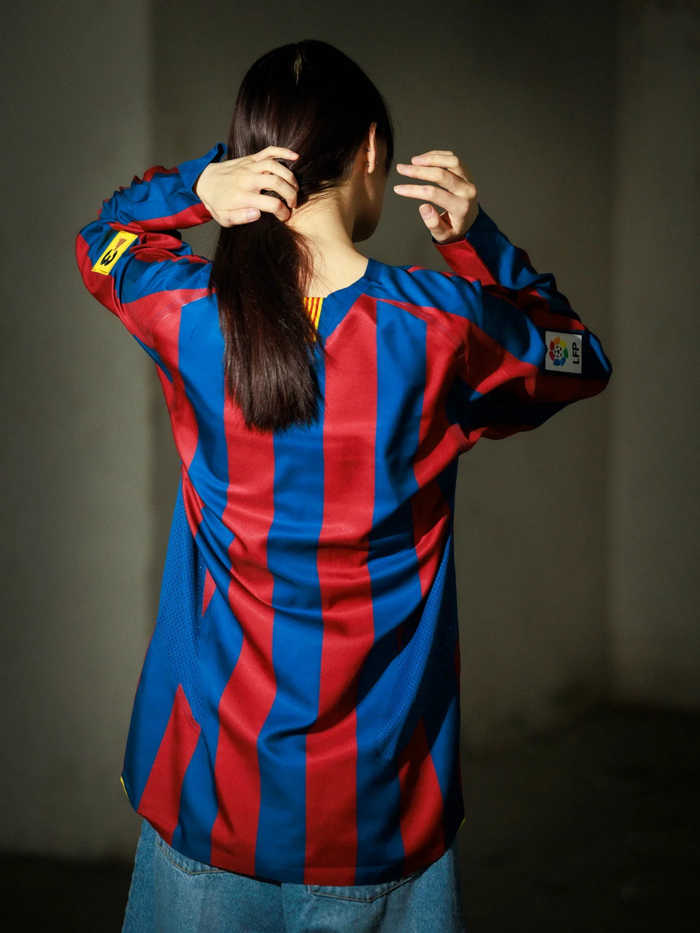 FC Barcelona 2005/06 Reissue Long Sleeve Jersey - Image 3
