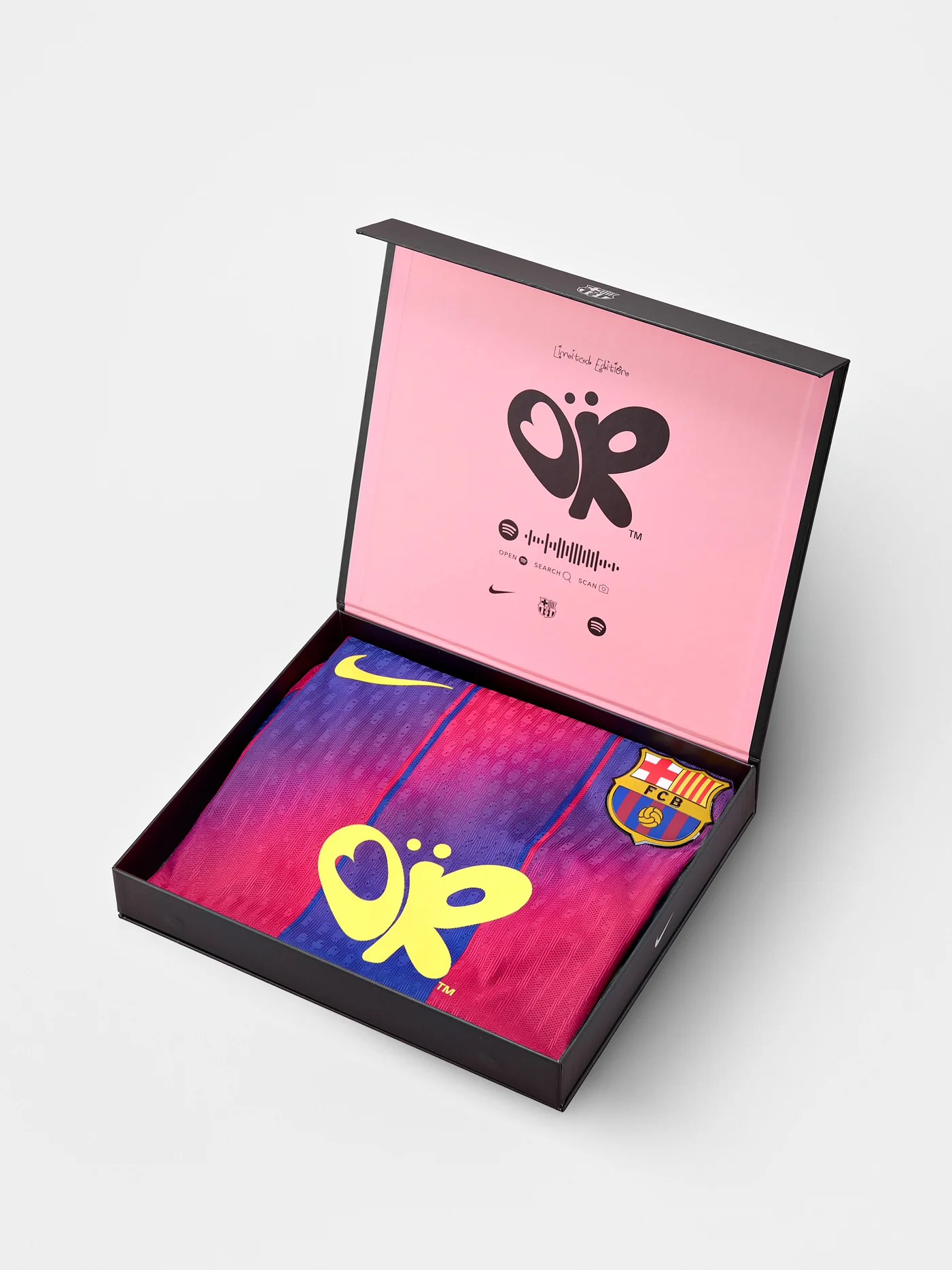 Limited Edition men's shirt FC Barcelona x Olivia Rodrigo 25/26 - Player's Edition - Image 3