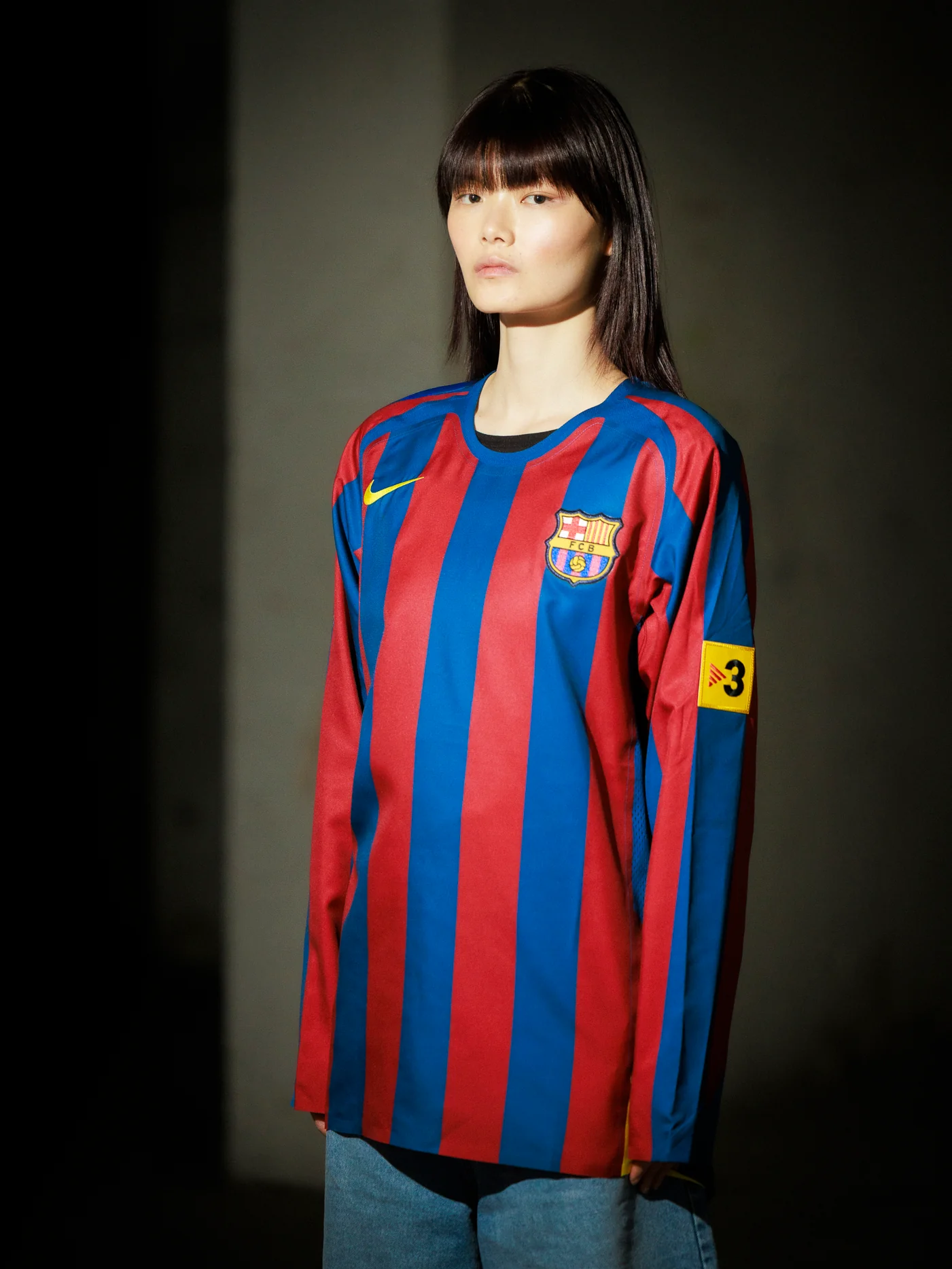 Ronaldinho FC Barcelona 2005/06 Reissue Long Sleeve Jersey - Image 7